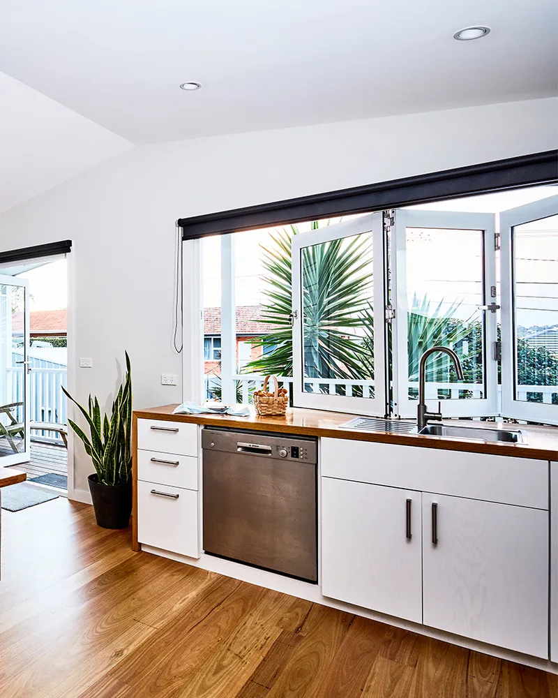 Folding Window